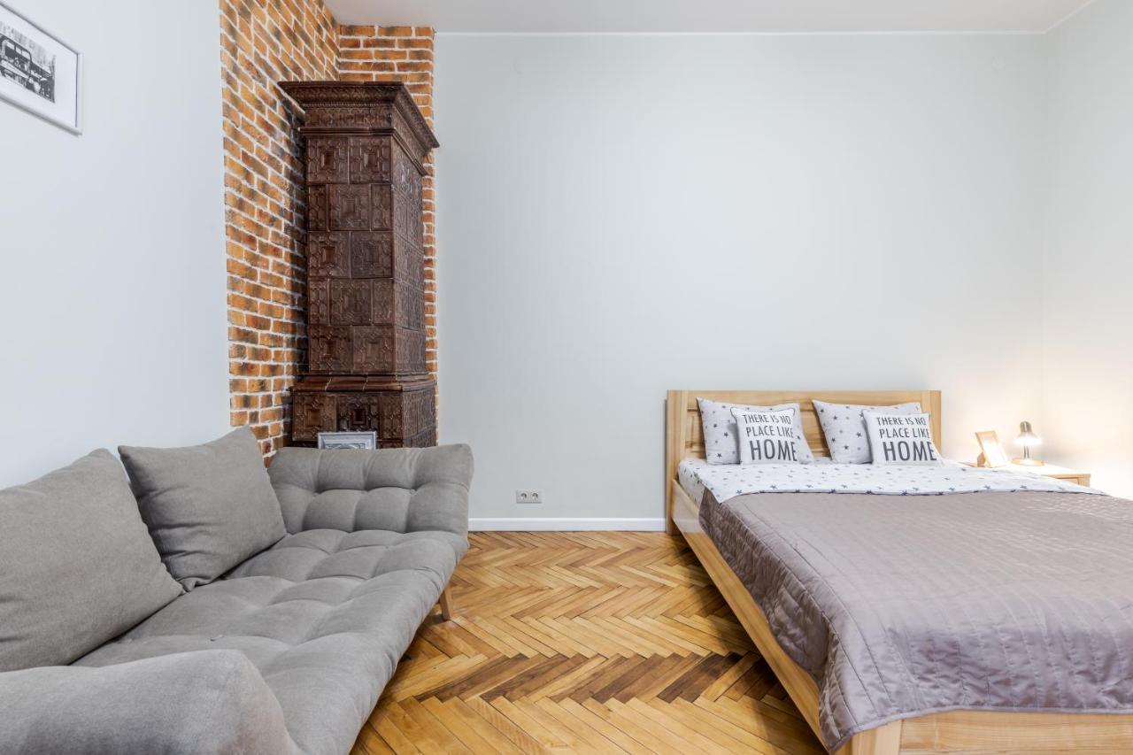 Inshiapartments On Teodora Square Lviv Exterior foto